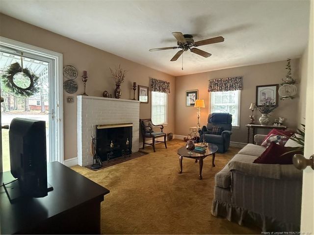 112 N Wright Street, Raeford, NC 28376