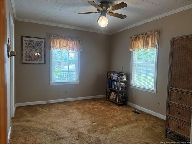 112 N Wright Street, Raeford, NC 28376