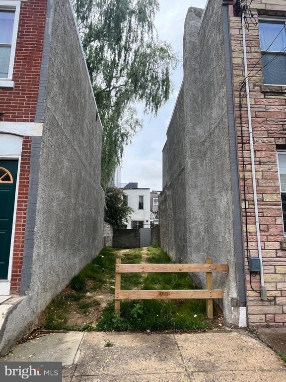 1842 E ALBERT ST, Philadelphia, PA 19125