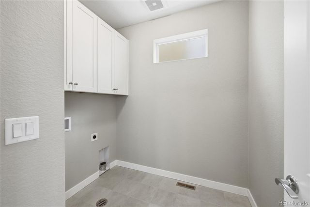 6167 N Dallas Way, Denver, CO 80238