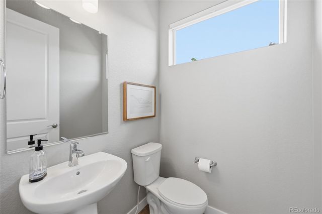 6167 N Dallas Way, Denver, CO 80238