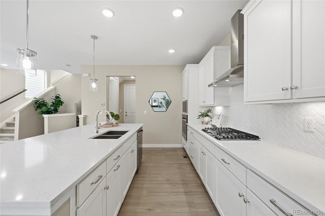 6167 N Dallas Way, Denver, CO 80238