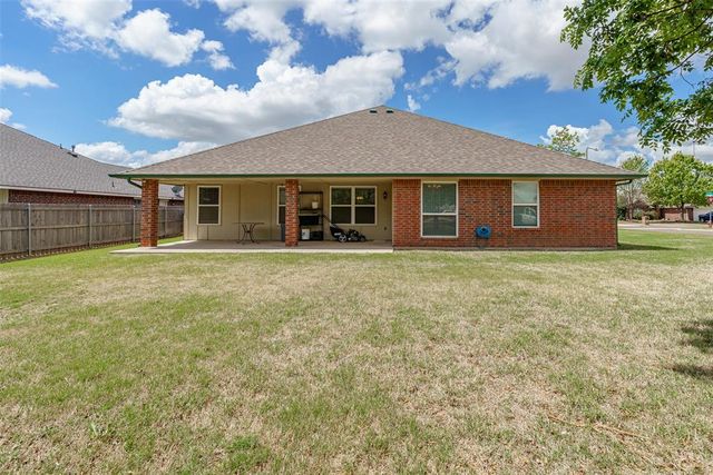 2009 Pelham Drive, Norman, OK 73071