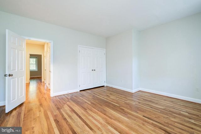 4335 WESTOVER PL NW, Washington, DC 20016