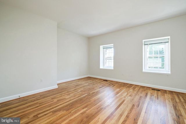 4335 WESTOVER PL NW, Washington, DC 20016