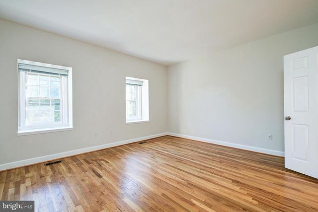 4335 WESTOVER PL NW, Washington, DC 20016