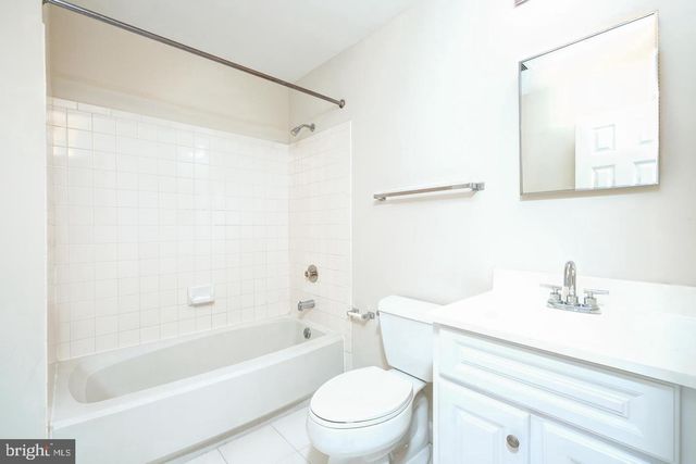 4335 WESTOVER PL NW, Washington, DC 20016