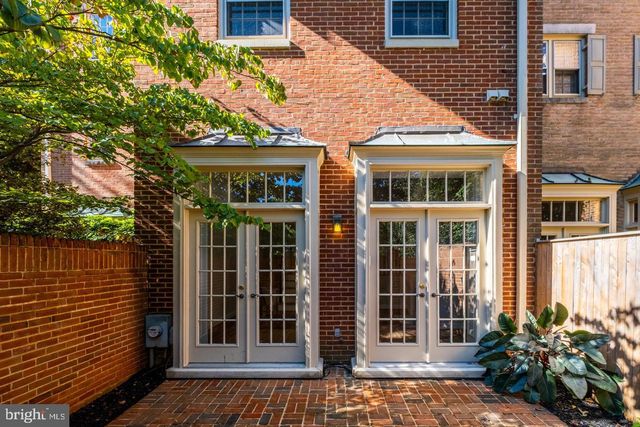 4335 WESTOVER PL NW, Washington, DC 20016