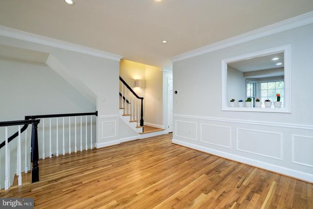 4335 WESTOVER PL NW, Washington, DC 20016