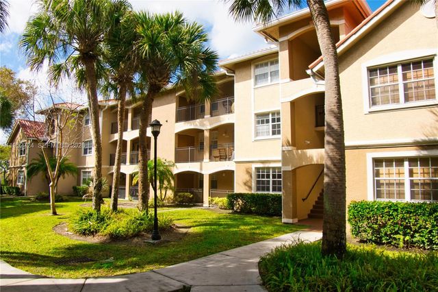 215 SW 117th Terrace 14304, Pembroke Pines, FL 33025