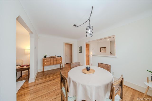 927 N Maple Avenue, Royal Oak, MI 48067