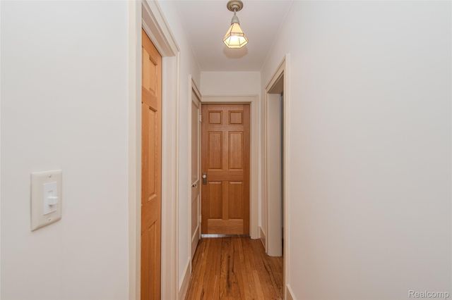 927 N Maple Avenue, Royal Oak, MI 48067