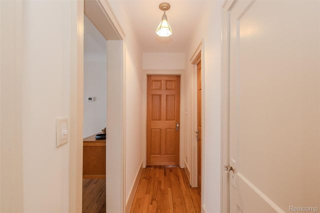 927 N Maple Avenue, Royal Oak, MI 48067