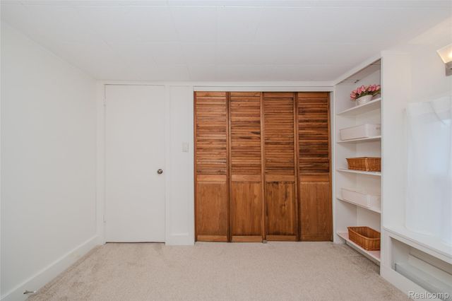 927 N Maple Avenue, Royal Oak, MI 48067
