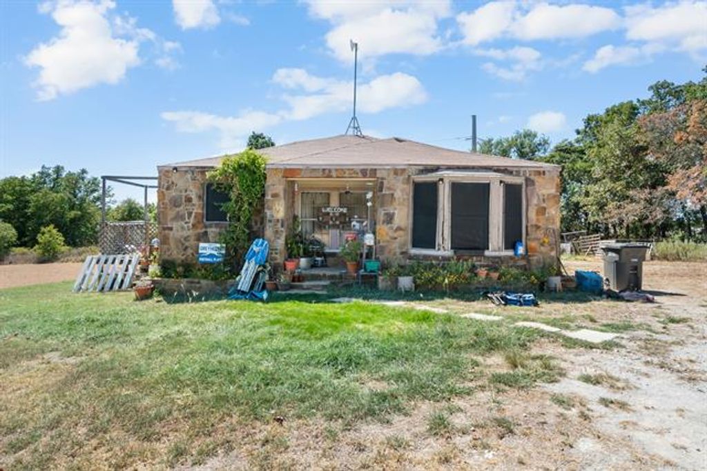 12137 FM 920, Poolville, TX 76088