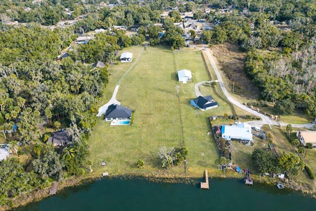 ROSE ST, Umatilla, FL 32784