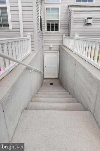 2 TROUBLE LN, Smyrna, DE 19977