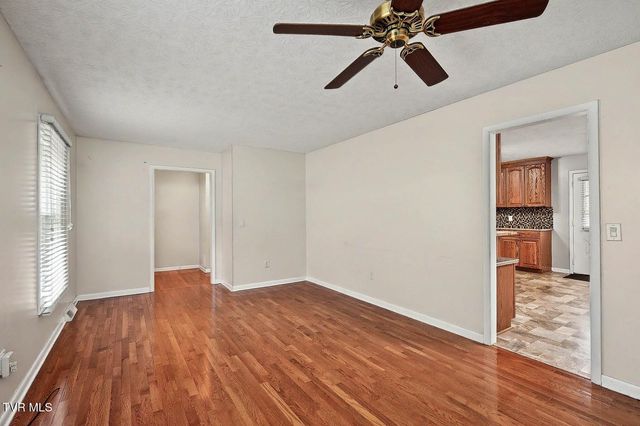 1140 Eastbrook Drive, Kingsport, TN 37663