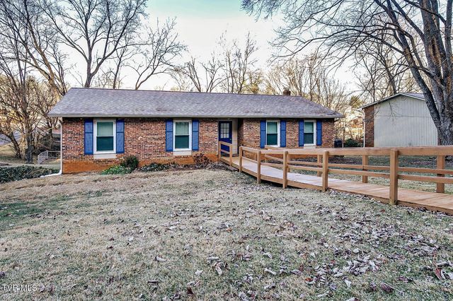 1140 Eastbrook Drive, Kingsport, TN 37663