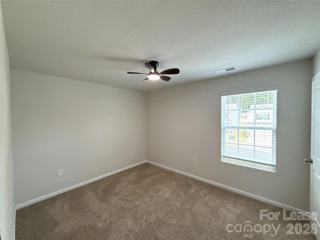 6225 Lowe Lane, Charlotte, NC 28214