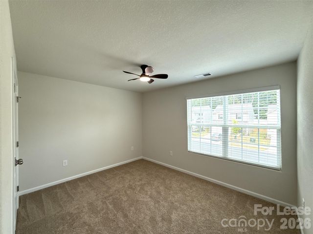 6225 Lowe Lane, Charlotte, NC 28214