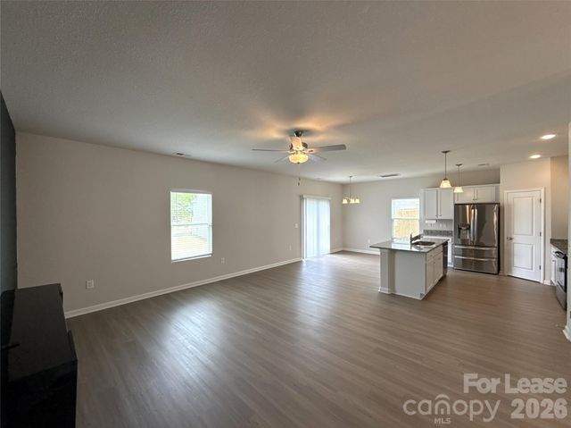 6225 Lowe Lane, Charlotte, NC 28214