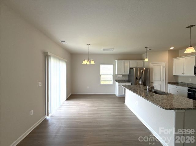 6225 Lowe Lane, Charlotte, NC 28214