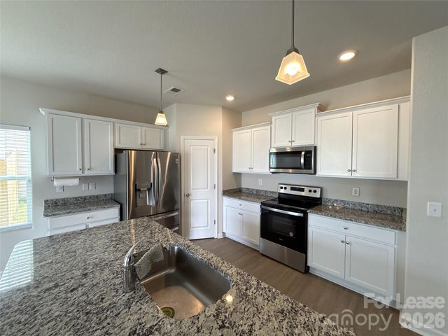 6225 Lowe Lane, Charlotte, NC 28214