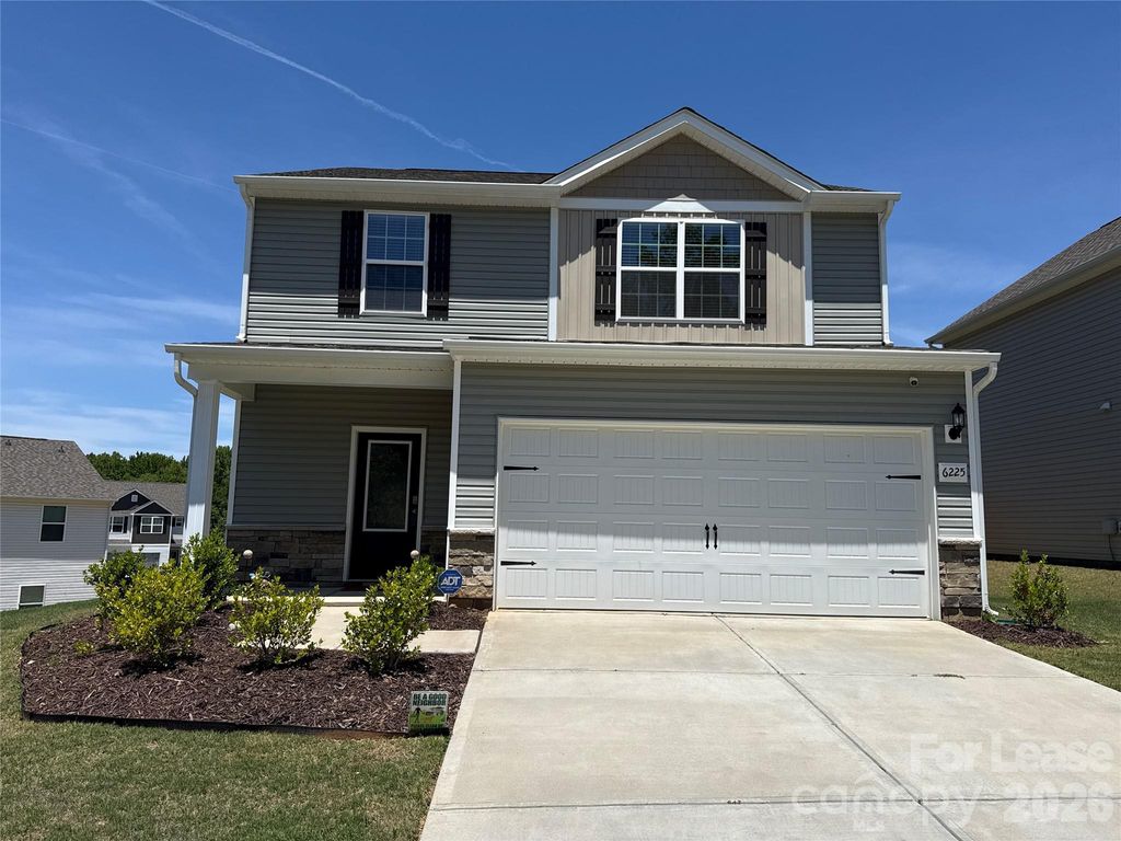 6225 Lowe Lane, Charlotte, NC 28214