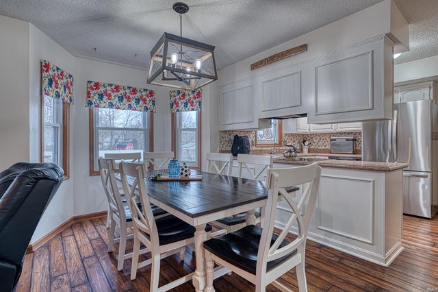 404 Brookview Drive, Evansville, IN 47711