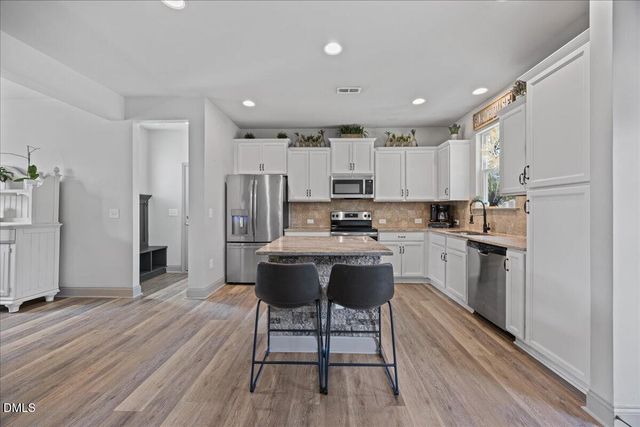 93 Eagle Swoop Street, Zebulon, NC 27597