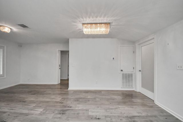 1505 Chippendale Road, Houston, TX 77018