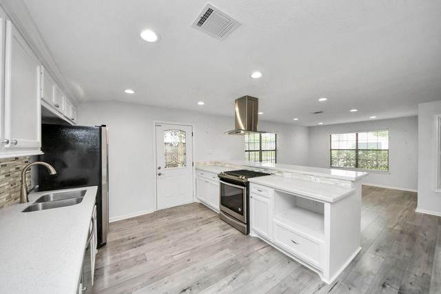 1505 Chippendale Road, Houston, TX 77018