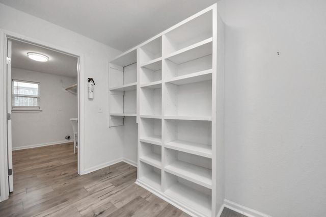 1505 Chippendale Road, Houston, TX 77018