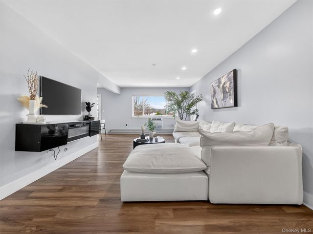 75 Richard Court, Pomona, NY 10970