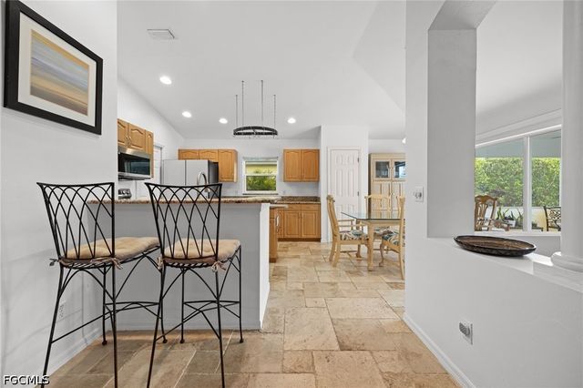 4676 Varsity CIR, Lehigh Acres, FL 33971