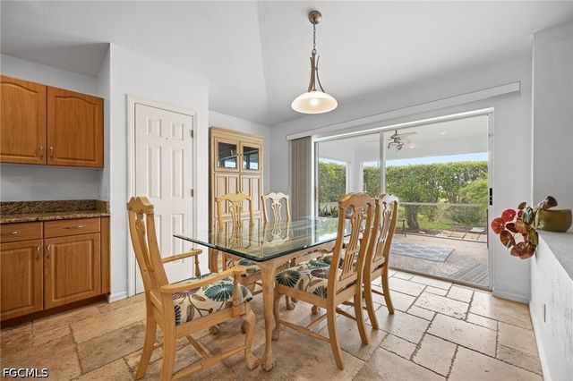 4676 Varsity CIR, Lehigh Acres, FL 33971