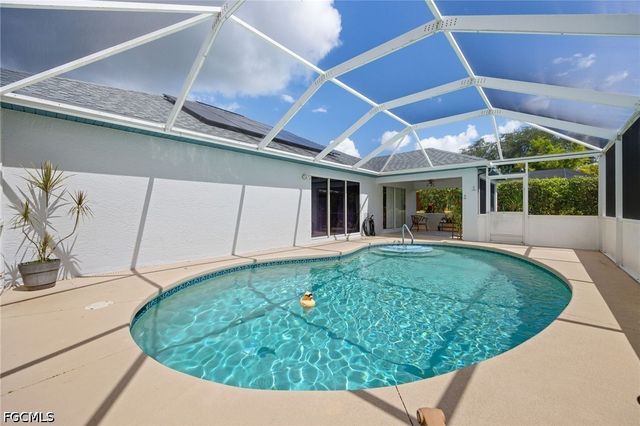 4676 Varsity CIR, Lehigh Acres, FL 33971
