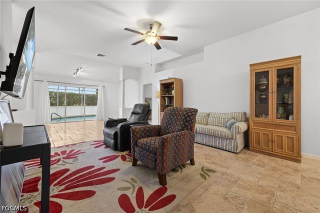4676 Varsity CIR, Lehigh Acres, FL 33971