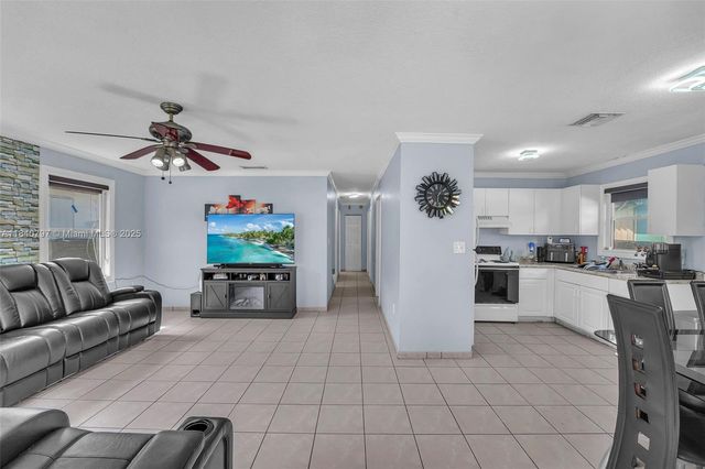 12217 SW 203rd Ter, Miami, FL 33177