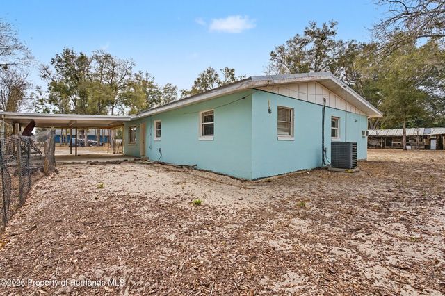 5710 NE 140th Court, Williston, FL 32696