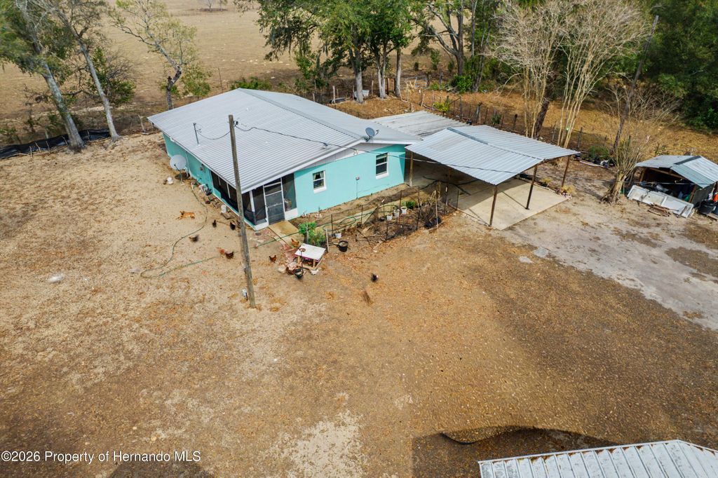 5710 NE 140th Court, Williston, FL 32696