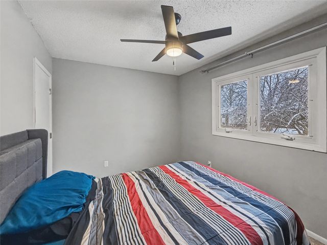 3607 E 41st Court, Des Moines, IA 50317