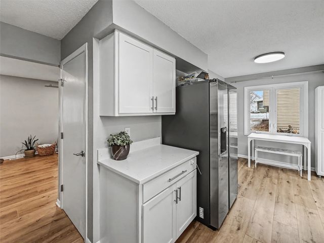 3607 E 41st Court, Des Moines, IA 50317