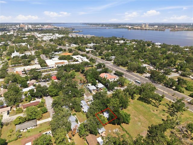 559 18TH STREET E, Bradenton, FL 34208