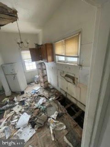 1108 W 3RD ST, Chester, PA 19013