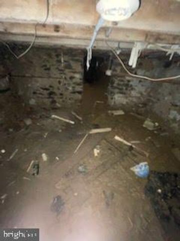 1108 W 3RD ST, Chester, PA 19013