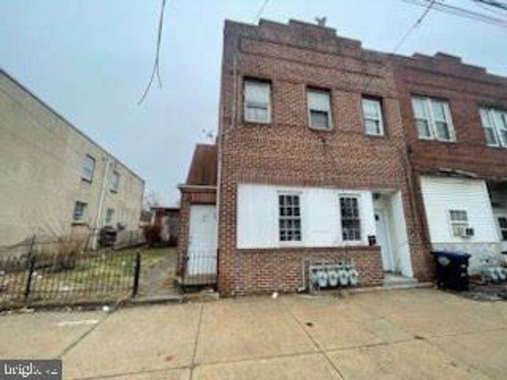 1108 W 3RD ST, Chester, PA 19013