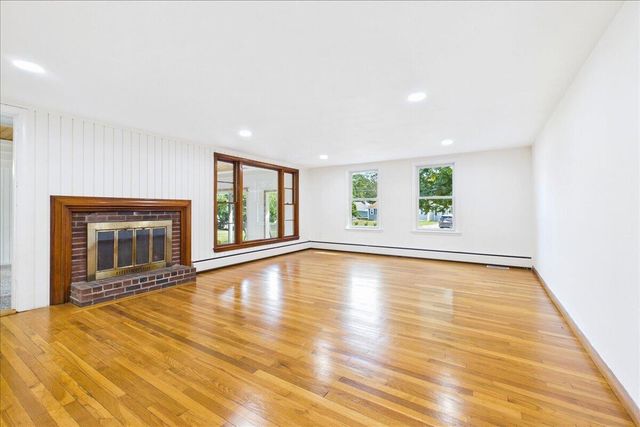 42 Hazelmoor Road, South Yarmouth, MA 02664