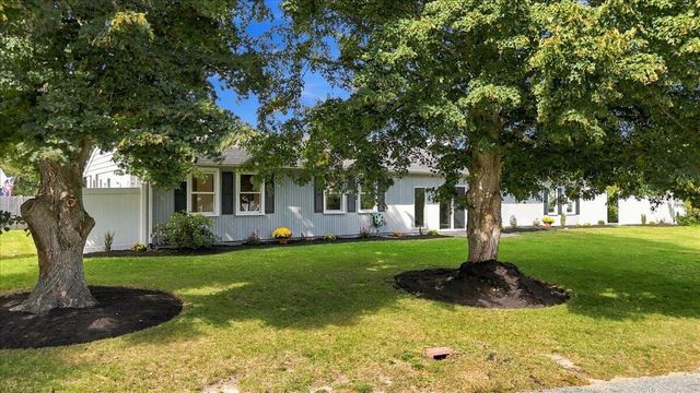 42 Hazelmoor Road, South Yarmouth, MA 02664